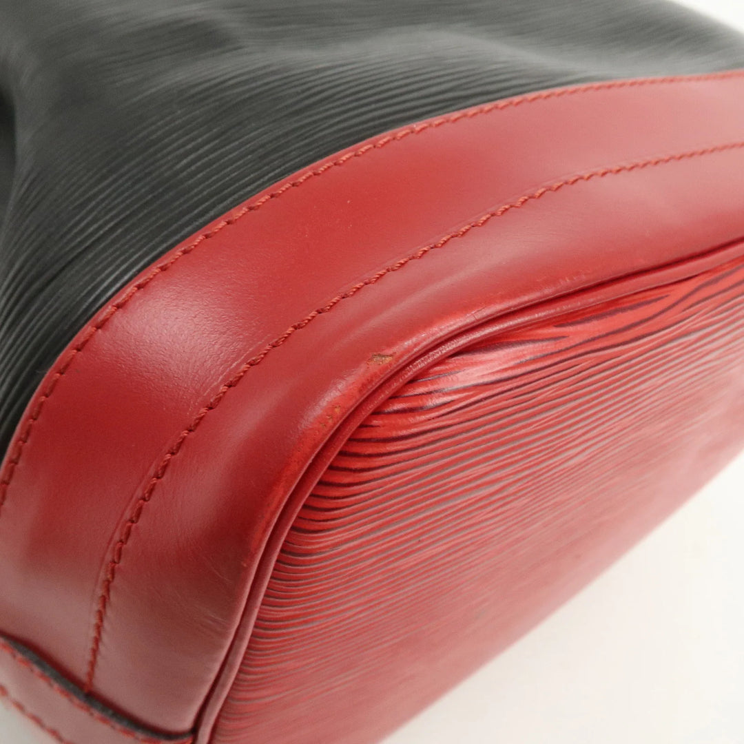 Louis Vuitton Epi Noe Shoulder Bag Noir Castilian Red M44017