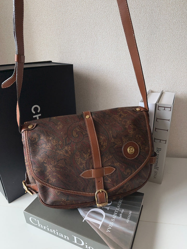 VALENTINO Twin-Compartment Saddle Bag 🐻 Ultra Rare Double-Sided Stunner