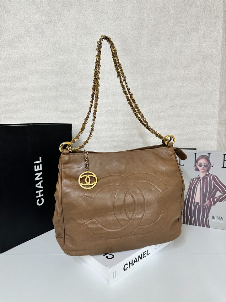 Chanel “Cocoa Milk” Shoulder Bag 🍫🥛 | Soft Lambskin Luxury for Every Day