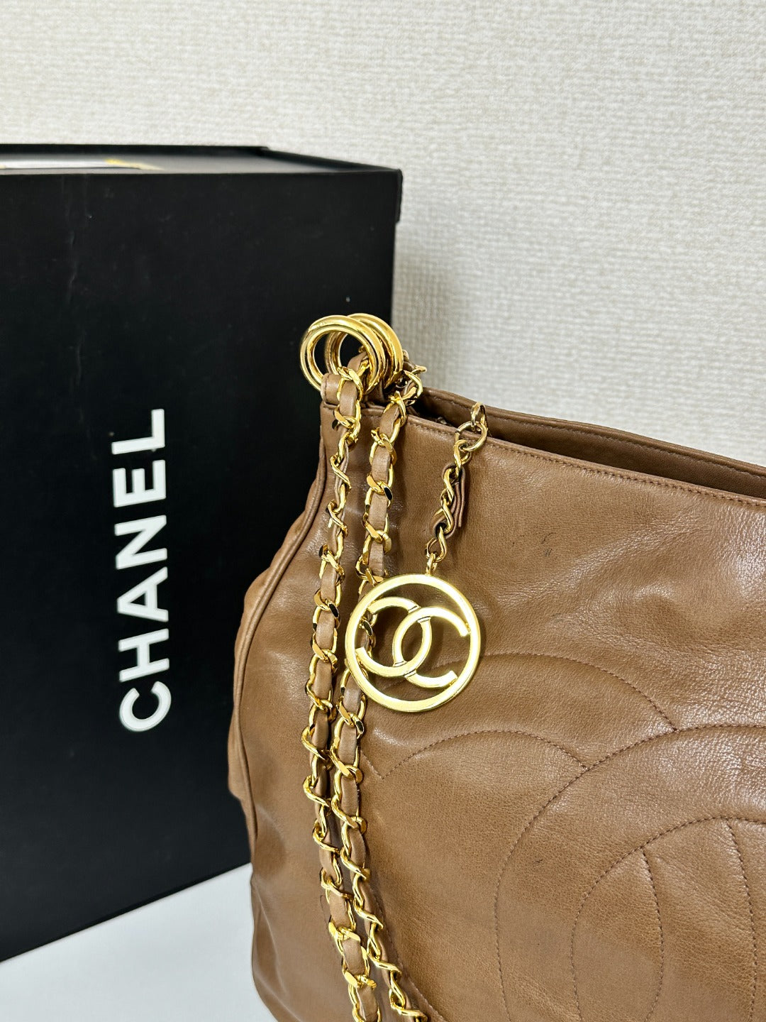 Chanel “Cocoa Milk” Shoulder Bag 🍫🥛 | Soft Lambskin Luxury for Every Day