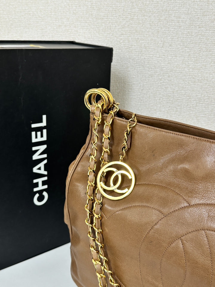 Chanel “Cocoa Milk” Shoulder Bag 🍫🥛 | Soft Lambskin Luxury for Every Day