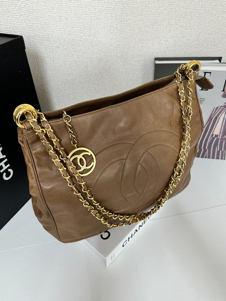 Chanel “Cocoa Milk” Shoulder Bag 🍫🥛 | Soft Lambskin Luxury for Every Day