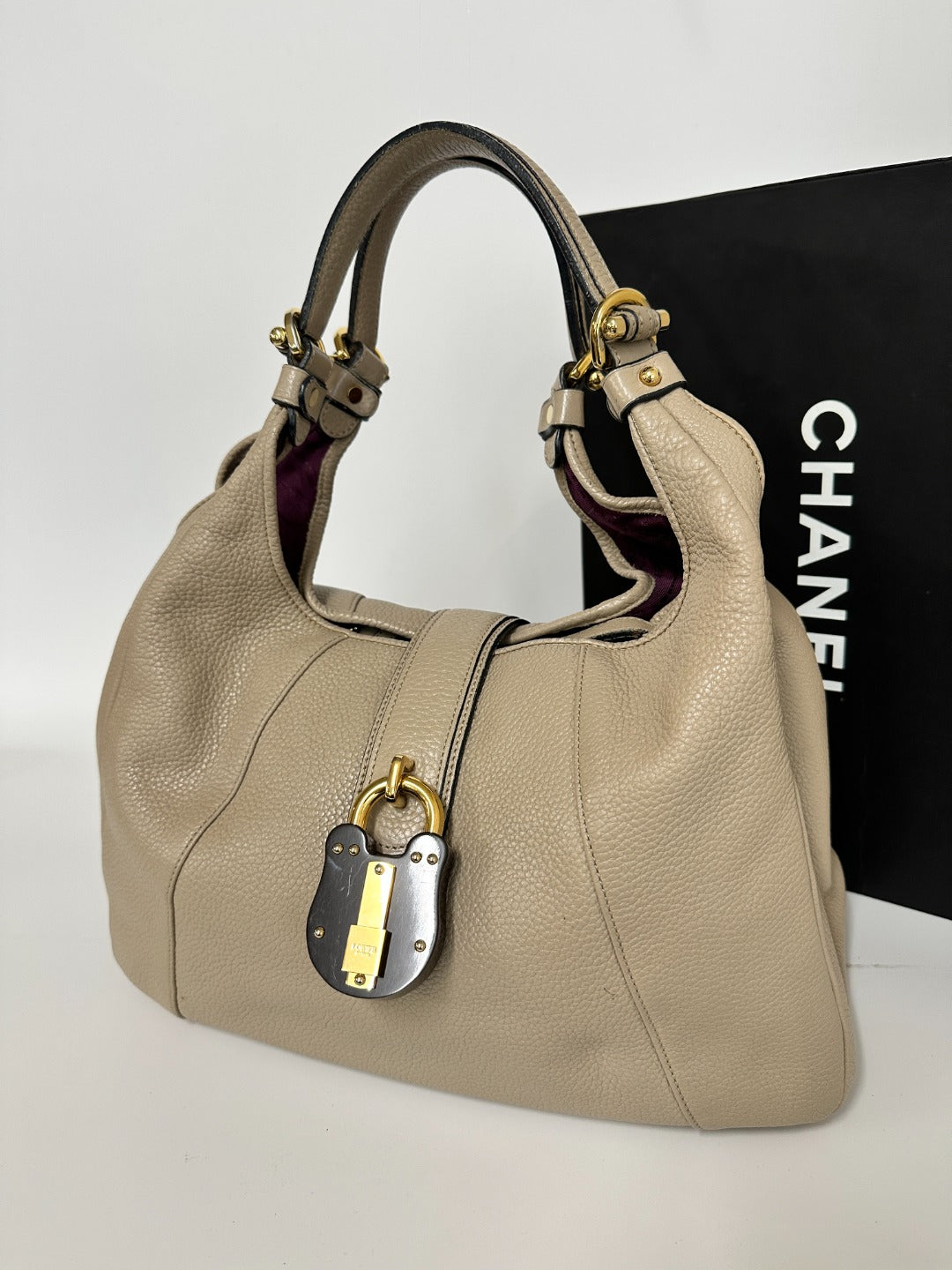 Loewe Pebbled Leather Hobo Bag 🤍🖤