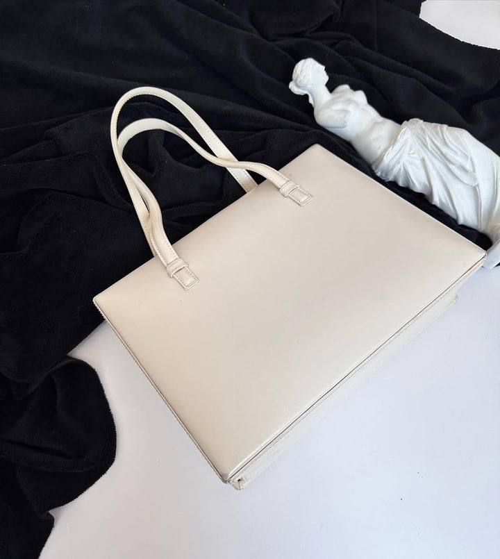 LOEWE Museum Tote in Ivory｜Rare Ivory Color × Minimalist Everyday Elegance 🐼