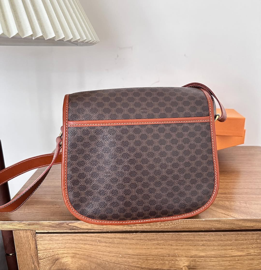 CELINE Monogram “Planet” Crossbody/Shoulder Bag｜Rare Monogram × Spacious Everyday Luxury ✨