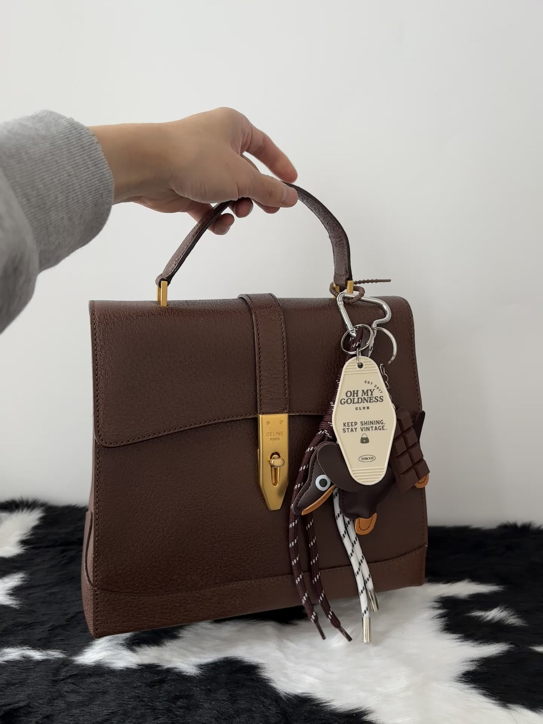 CELINE 🤎 Chocolate Pigskin Kelly Bag｜Rare Material × Structured Elegance × Everyday Durability
