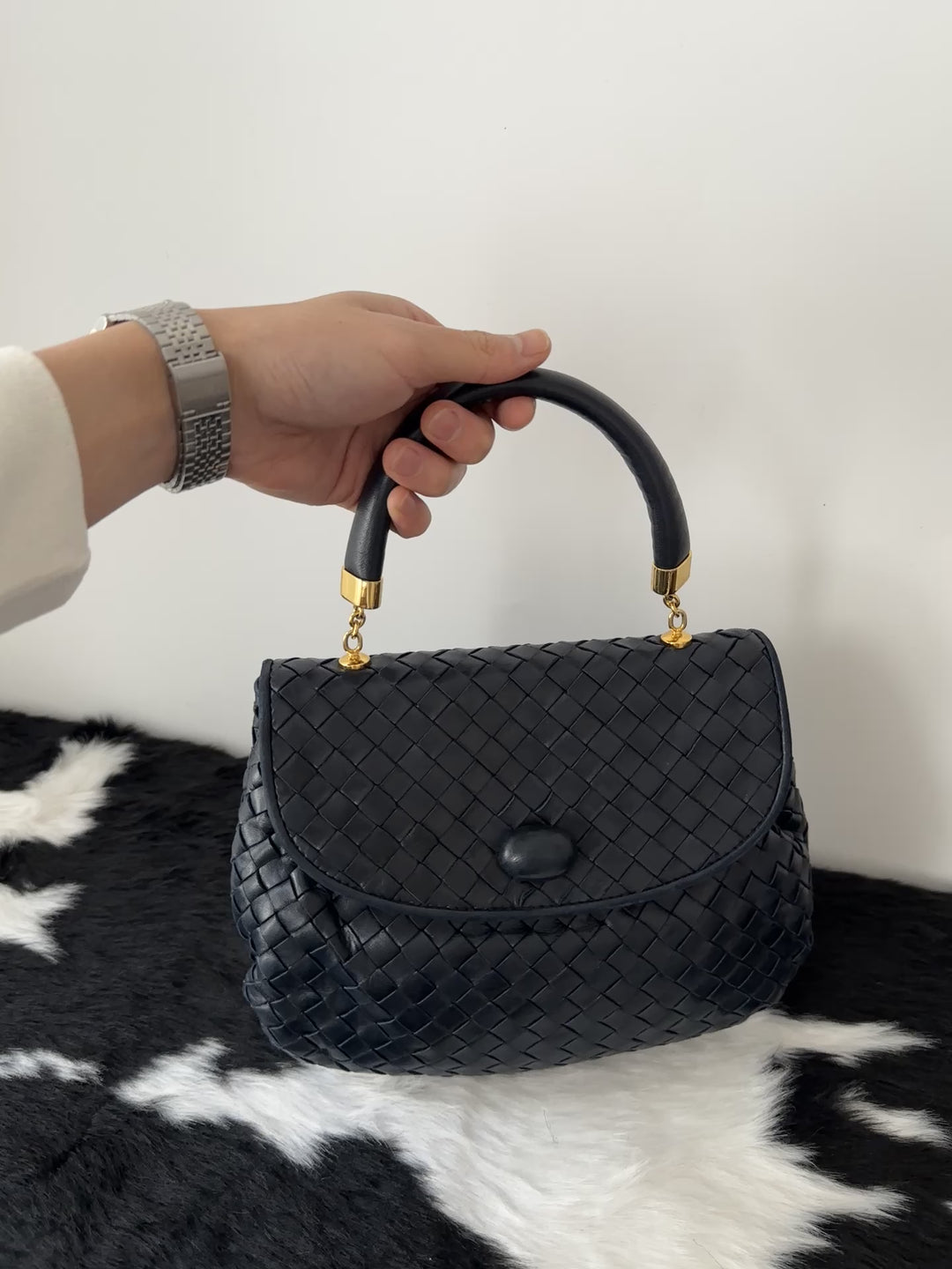 Bottega Veneta Kelly Top Handle 🖤｜Intrecciato Leather × Convertible Carry × Timeless Elegance