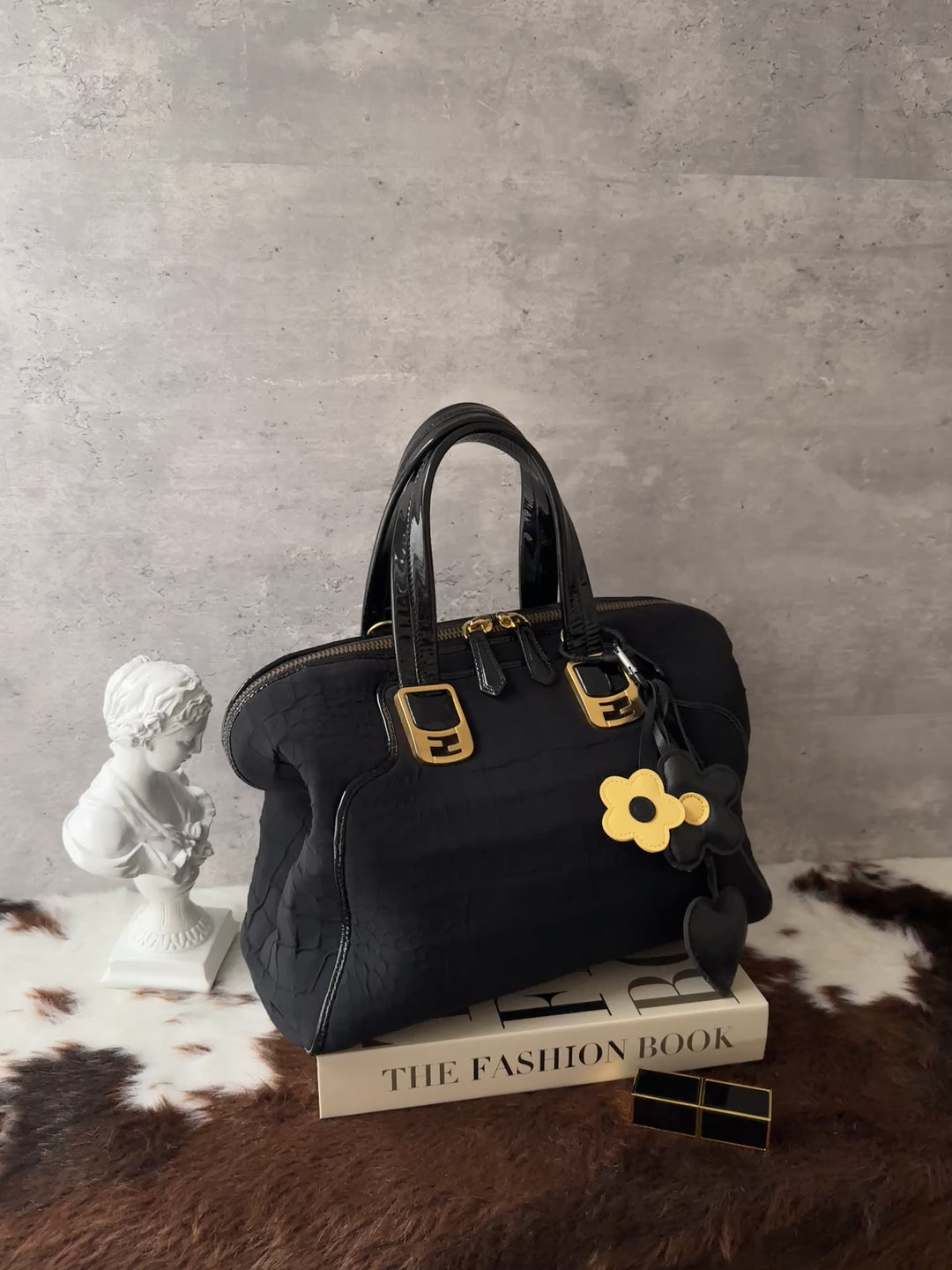 Fendi Boston Bag 🖤｜Gold FF Hardware｜Lightweight Design｜Great Value