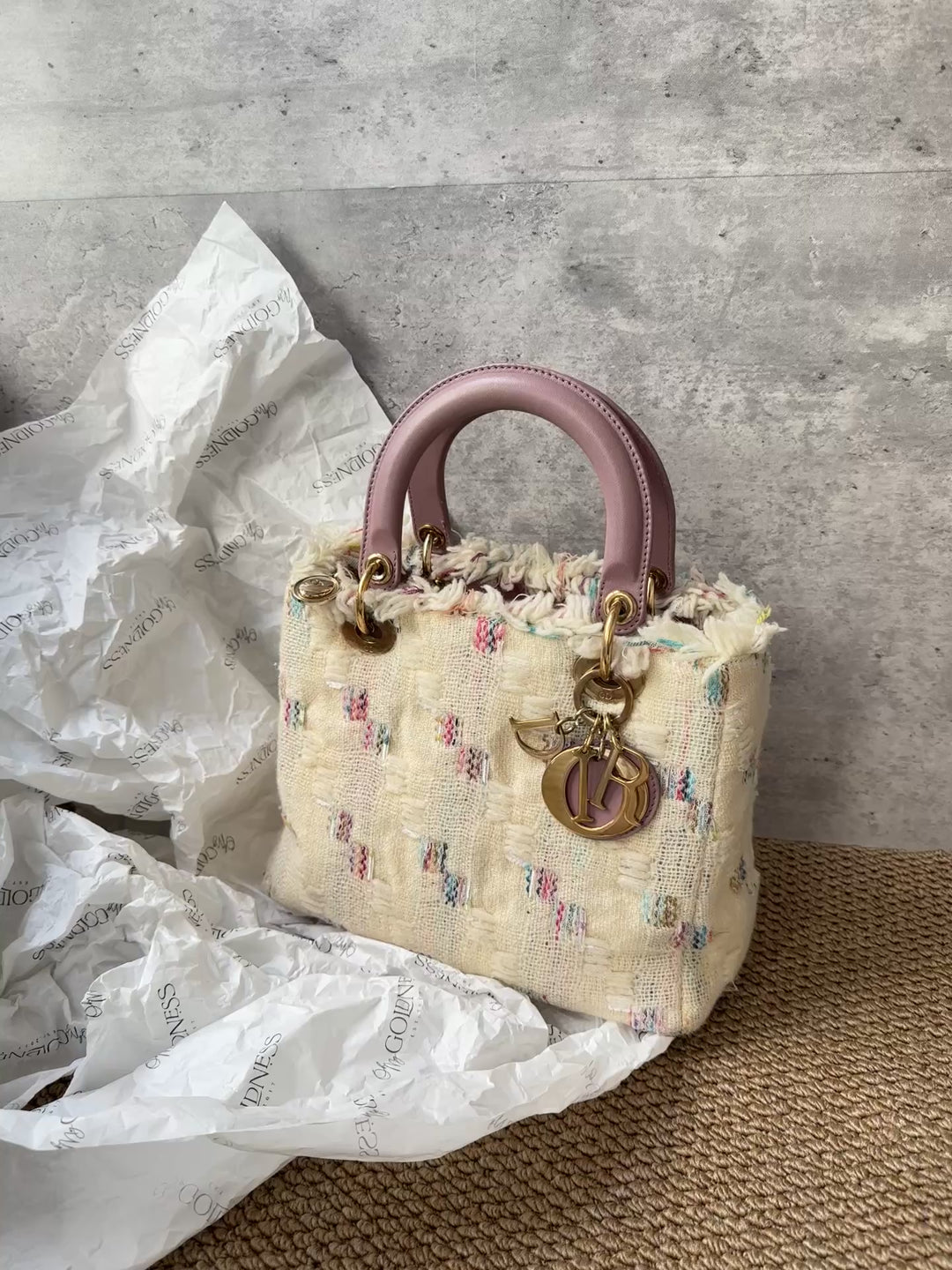 Dior Lady Dior Tweed Cannage Tote with Lilac Leather Handles 🌸｜Unique Textured Fabric & Feminine Charm