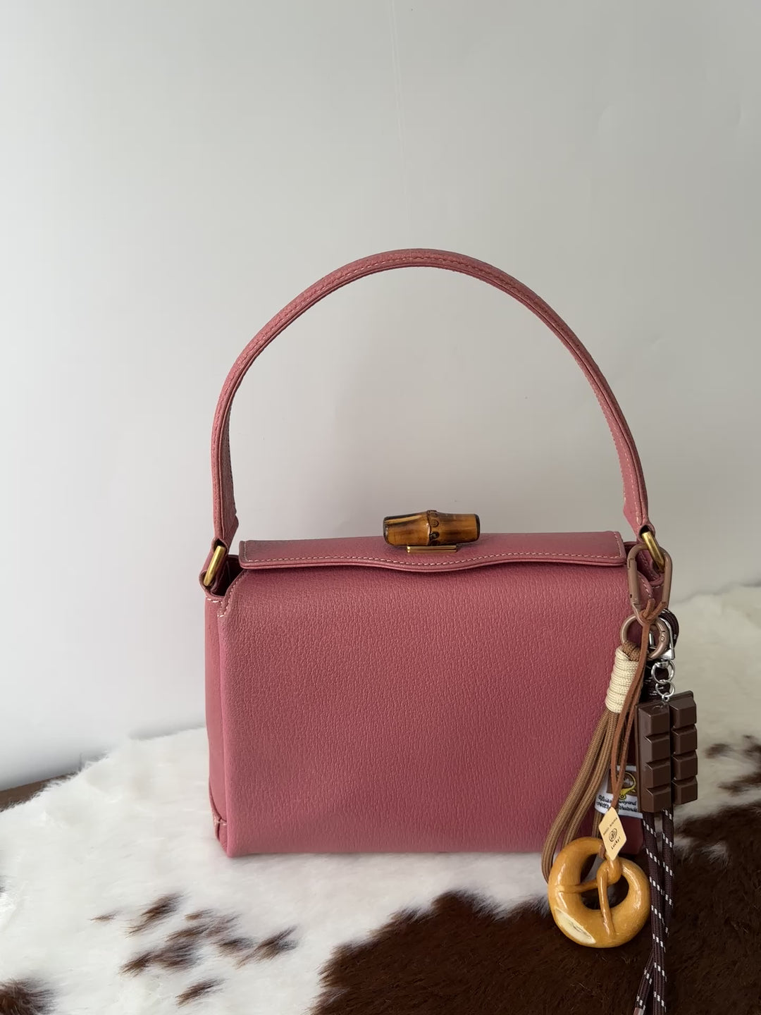Gucci Bamboo Small Box Shoulder Bag 🩷｜Rare Pink Tone × Bamboo Turn Lock × Durable Pigskin Leather