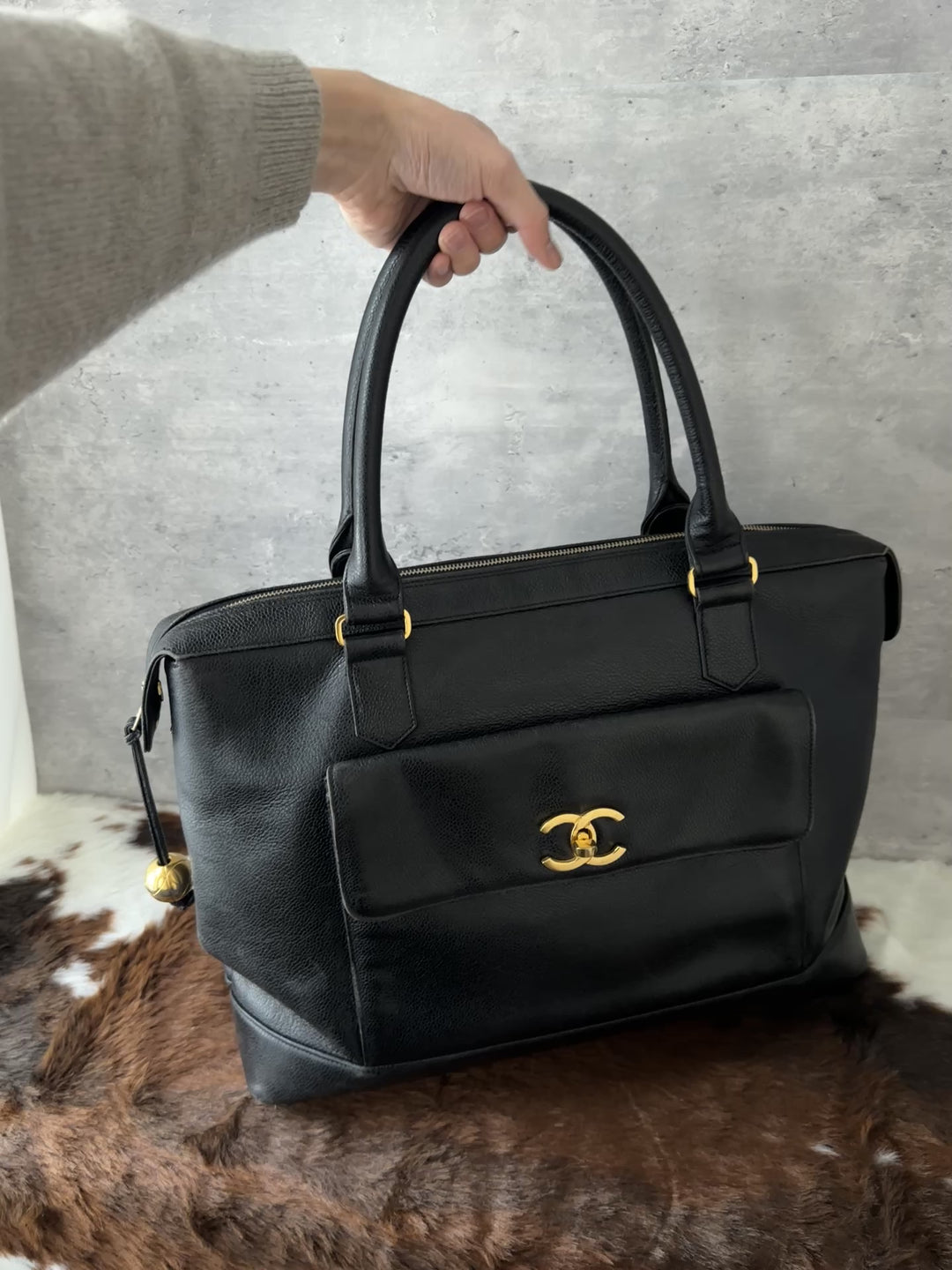 Chanel “Double CC Caviar Tote” 🖤✨ | Spacious, Structured & Stunning Gold Ball Detail