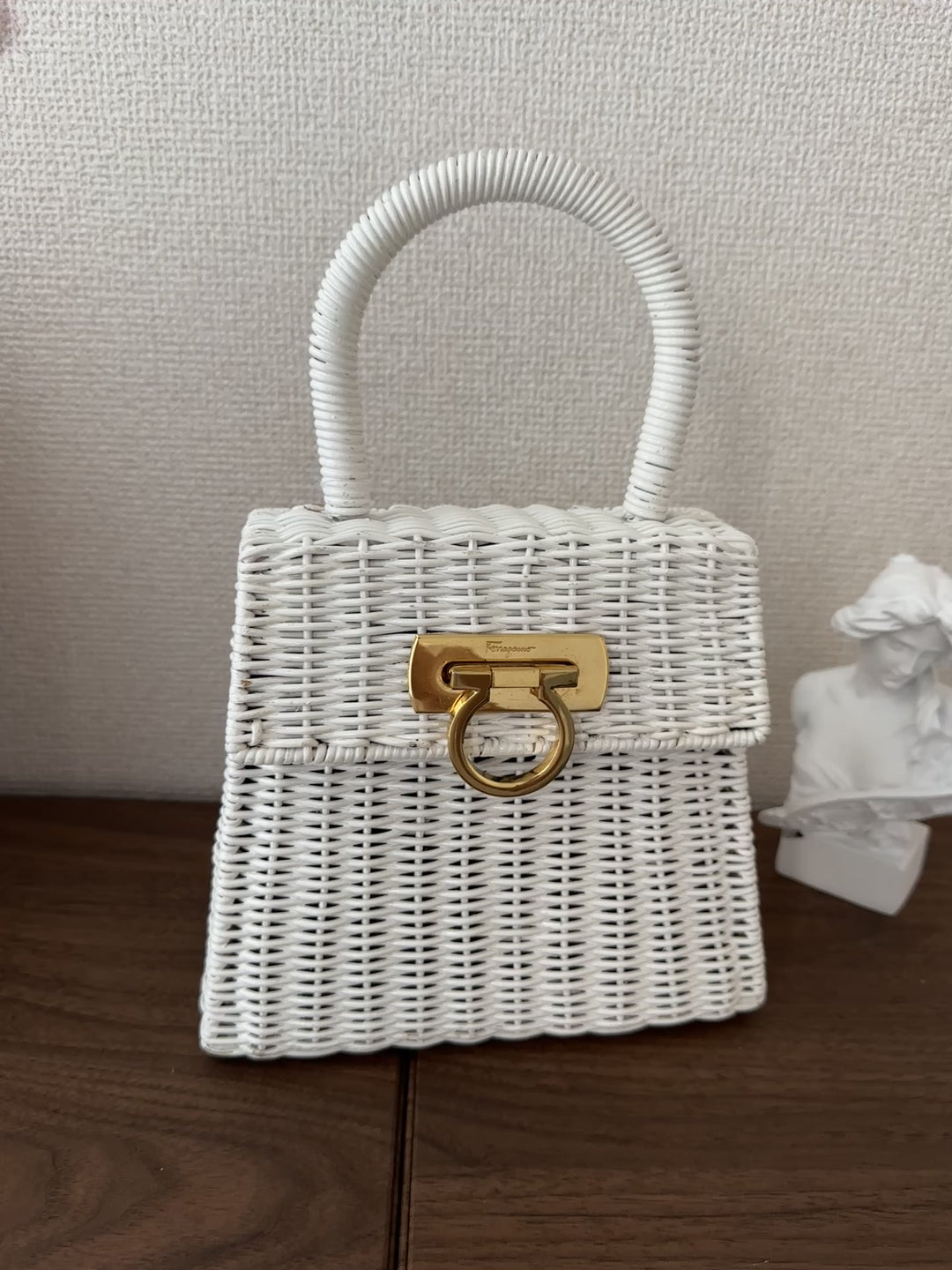 SALVATORE FERRAGAMO Limited Rattan Kelly – Small White Edition 🤍✨
