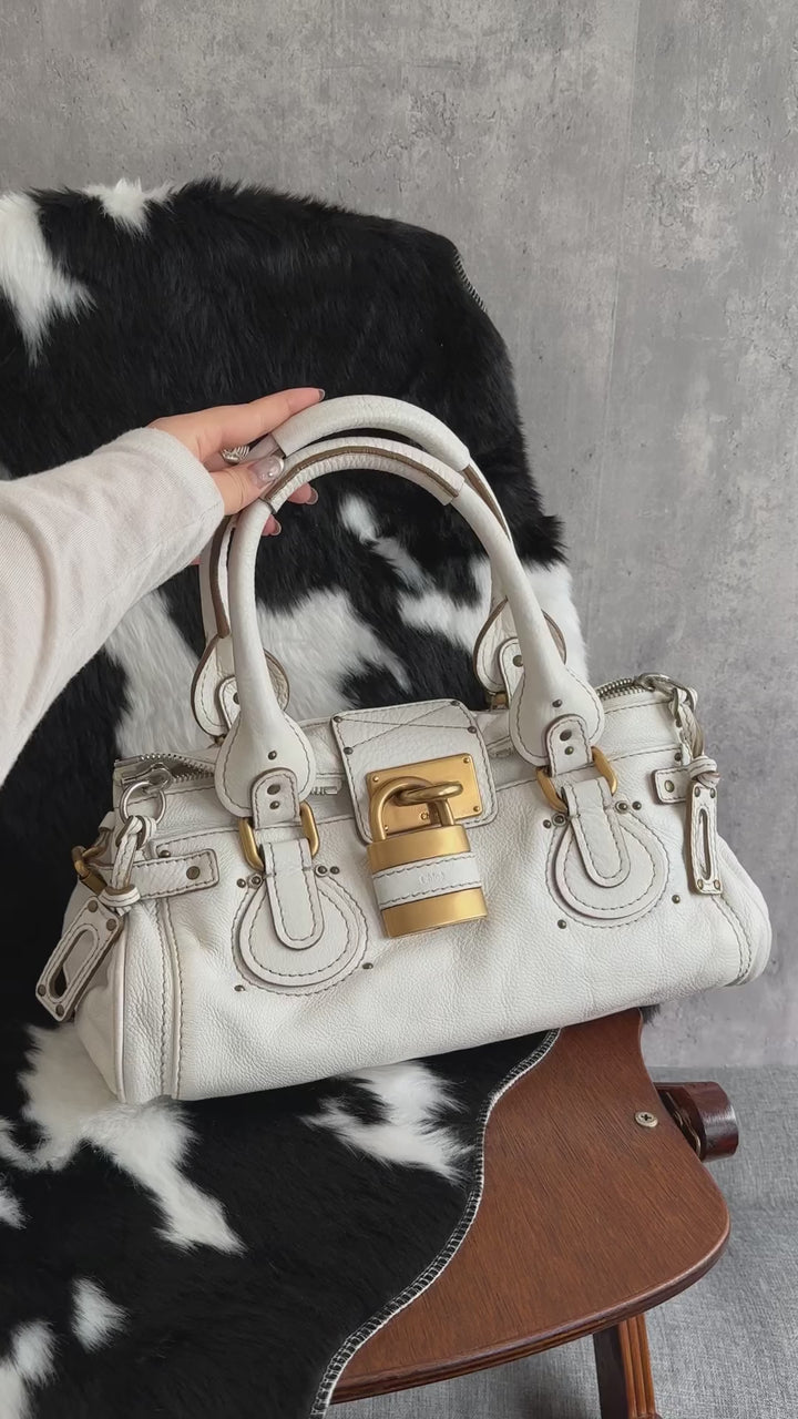 Chloe Padlock Snow White Hobo 🤍✨