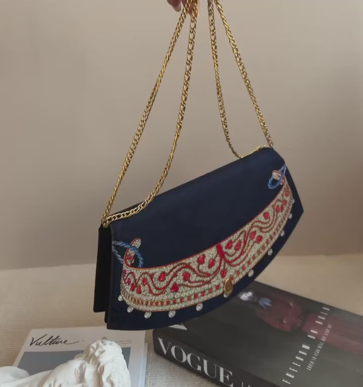 CARTIER Rare Jewelry Fan Bag｜90s Collector’s Evening Bag × Exquisite Detailing 💍👑