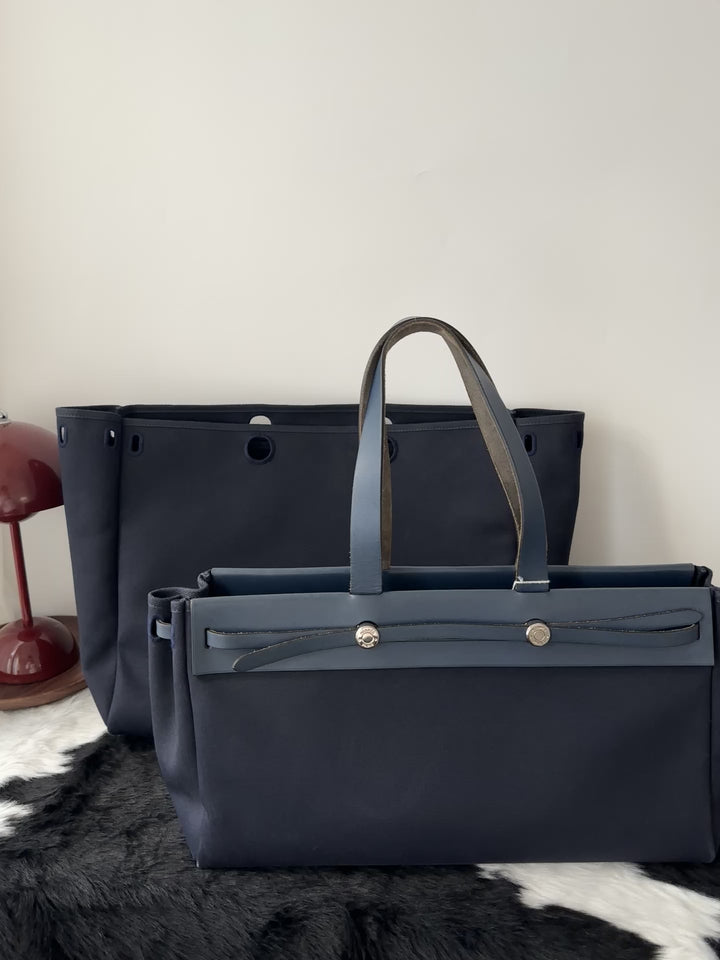 Hermes Horizontal Herbag Tote｜Rare Wide Silhouette × 2-in-1 Bag Set × Lightweight Daily Carry 💙🖤✨