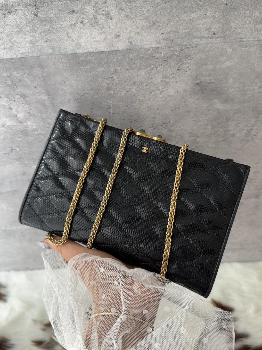 CHANEL Mini Lizard Skin Chain Evening Bag 🖤👑｜Rare Discontinued Piece × Jewel-Like Kiss Lock × Collector’s Dream