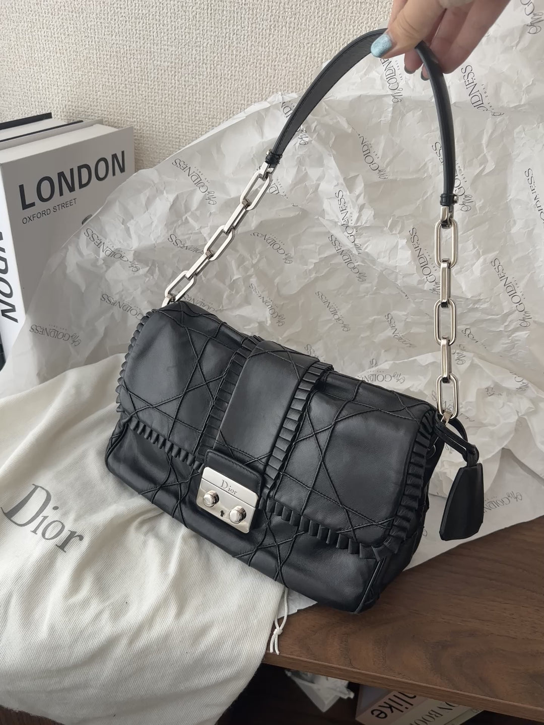 DIOR Cannage Chain Hobo Bag（Black × Silver Hardware, Small Size）｜Rare Vintage Find 🖤✨