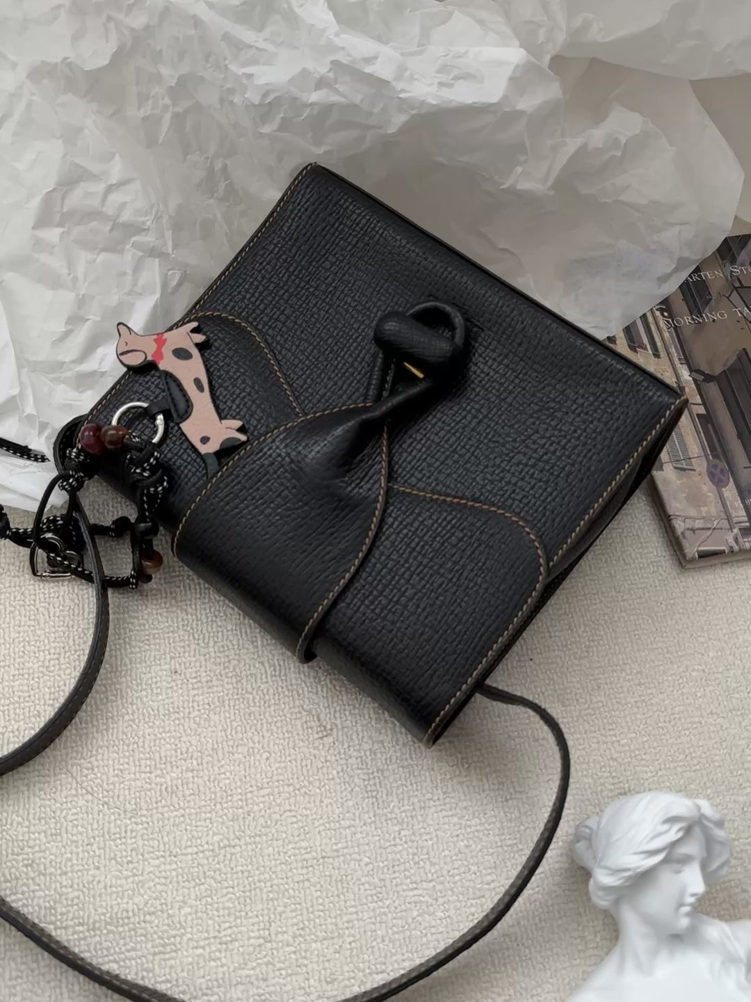 Loewe Turnlock Leaf Box Bag 🖤✨ Small Size Crossbody Treasure