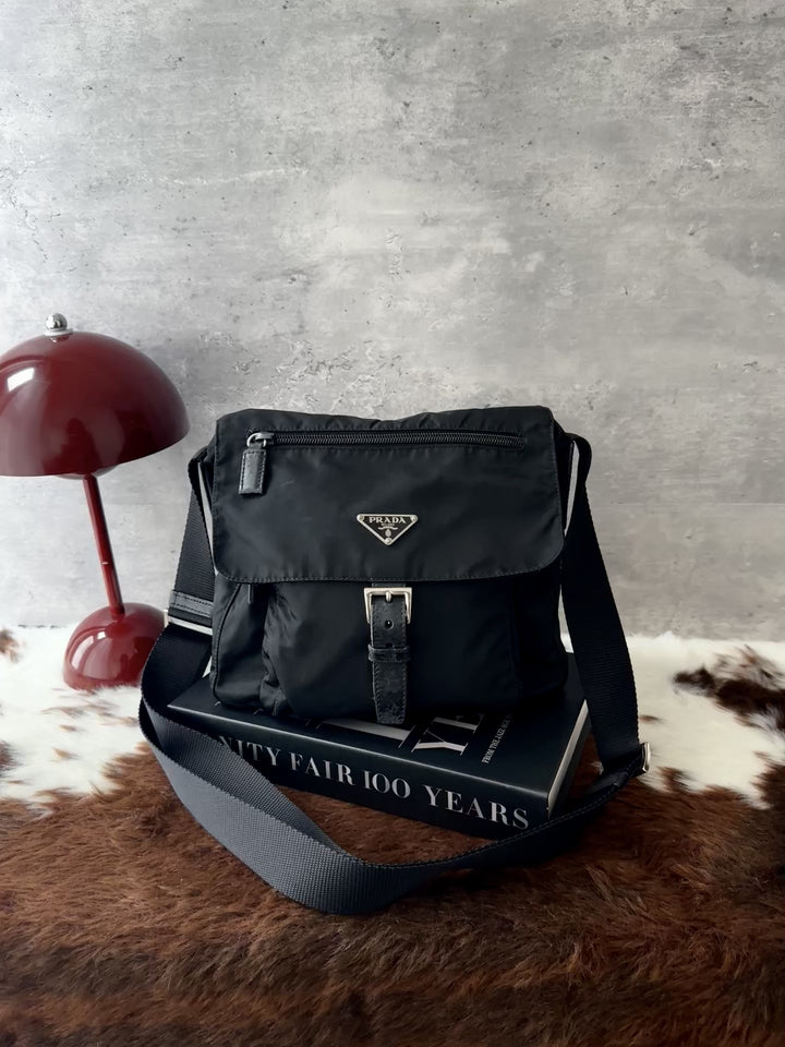 PRADA Nylon Messenger Bag 🖤✨｜Classic Black × Silver Hardware