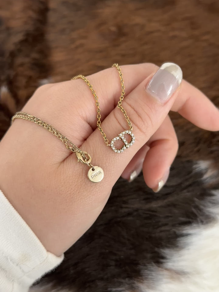 Dior “Crystal CD Logo Necklace” 🤩✨ | Minimal Sparkle & Timeless Dior Elegance
