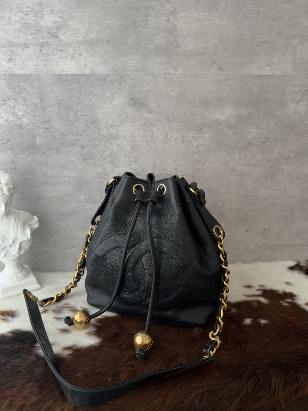 CHANEL Caviar Leather Gold Ball Bucket Bag 🖤｜Small Size × Baby Pouch × Great Capacity