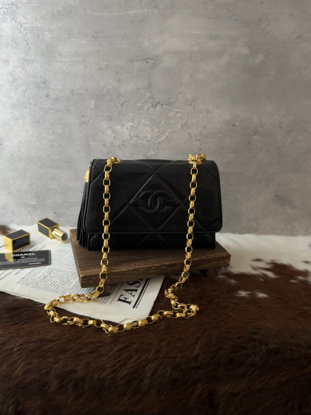 Chanel Vintage Tassel Chain Shoulder Bag 🖤✨｜Black-on-Black CC × Gold Chain × Statement Tassel