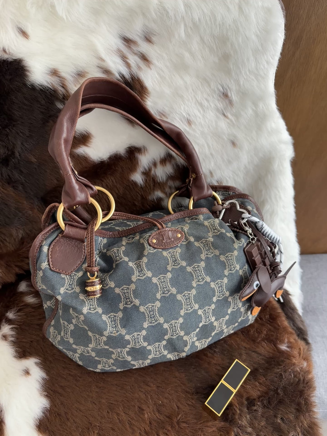 Celine Denim Triomphe Hobo Bag 🩶💙｜Denim Monogram・Cloud Shape・Vintage Appeal