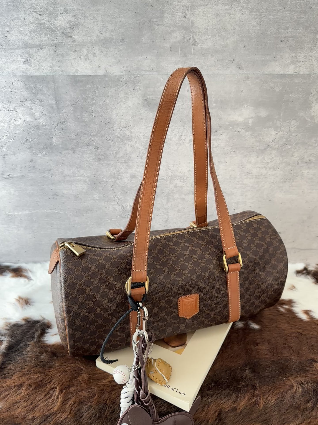 CELINE Macadam Papillon Shoulder Bag 🤎｜Classic Monogram × Roomy Cylinder Shape × Shoulder-Friendly