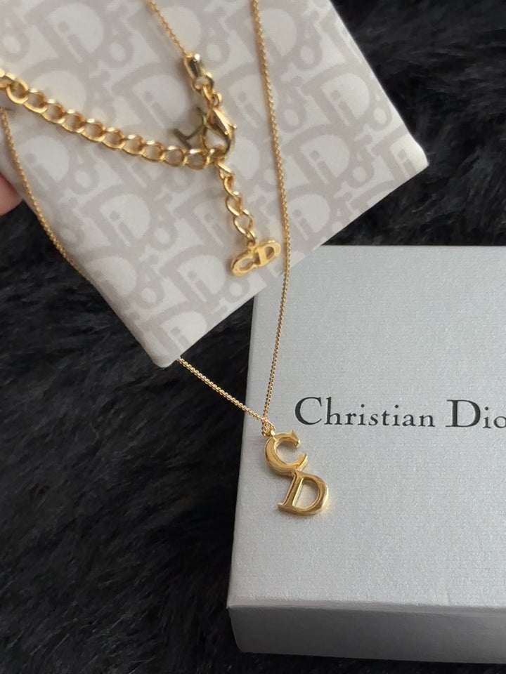 DIOR CD Bag Necklace 😻｜Full Set × Gold-Tone Pendant × Beautiful Condition