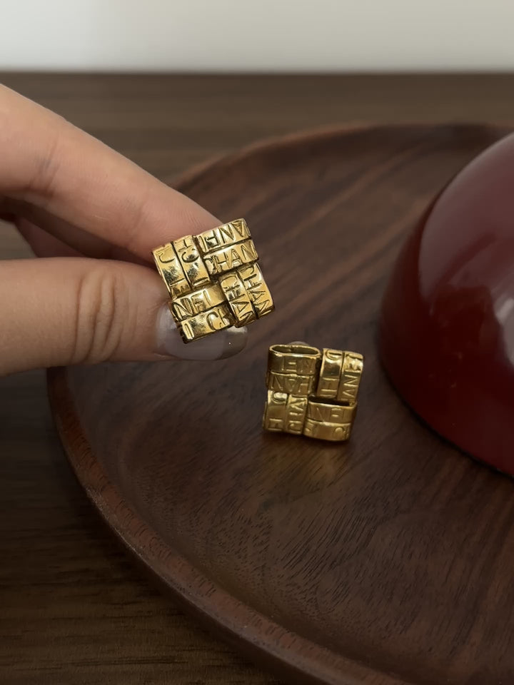 CHANEL Vintage Gold 3D Logo Earrings｜Engraved Texture × Sculptural Design × Retro Statement✨