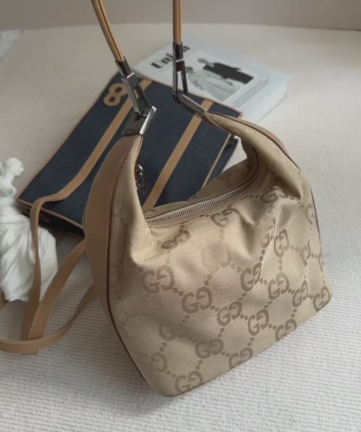 GUCCI GG Monogram Earth-Tone Hobo｜Versatile Hobo × Convertible Gyoza Style 🍂