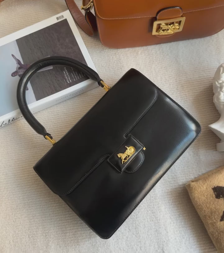 CELINE Black Leather Carriage Kelly Bag｜Elegant Vintage with Playful Lock Detail ✨🖤