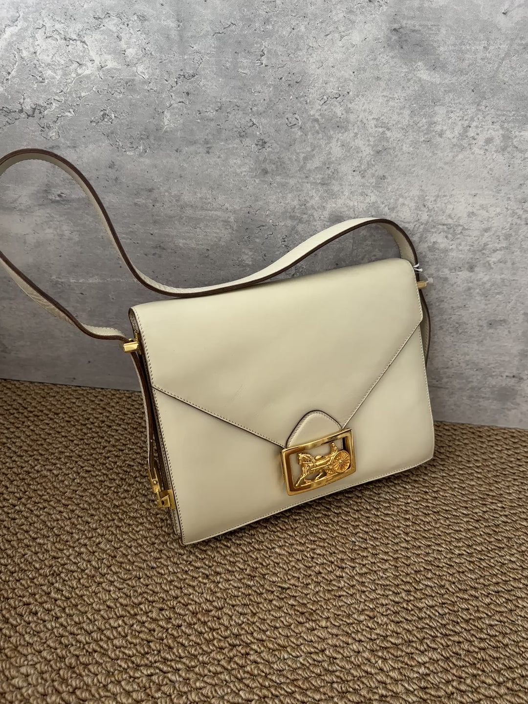 CELINE Large Carriage Buckle Envelope Bag 🤍｜Rare Cream Color Vintage Treasure