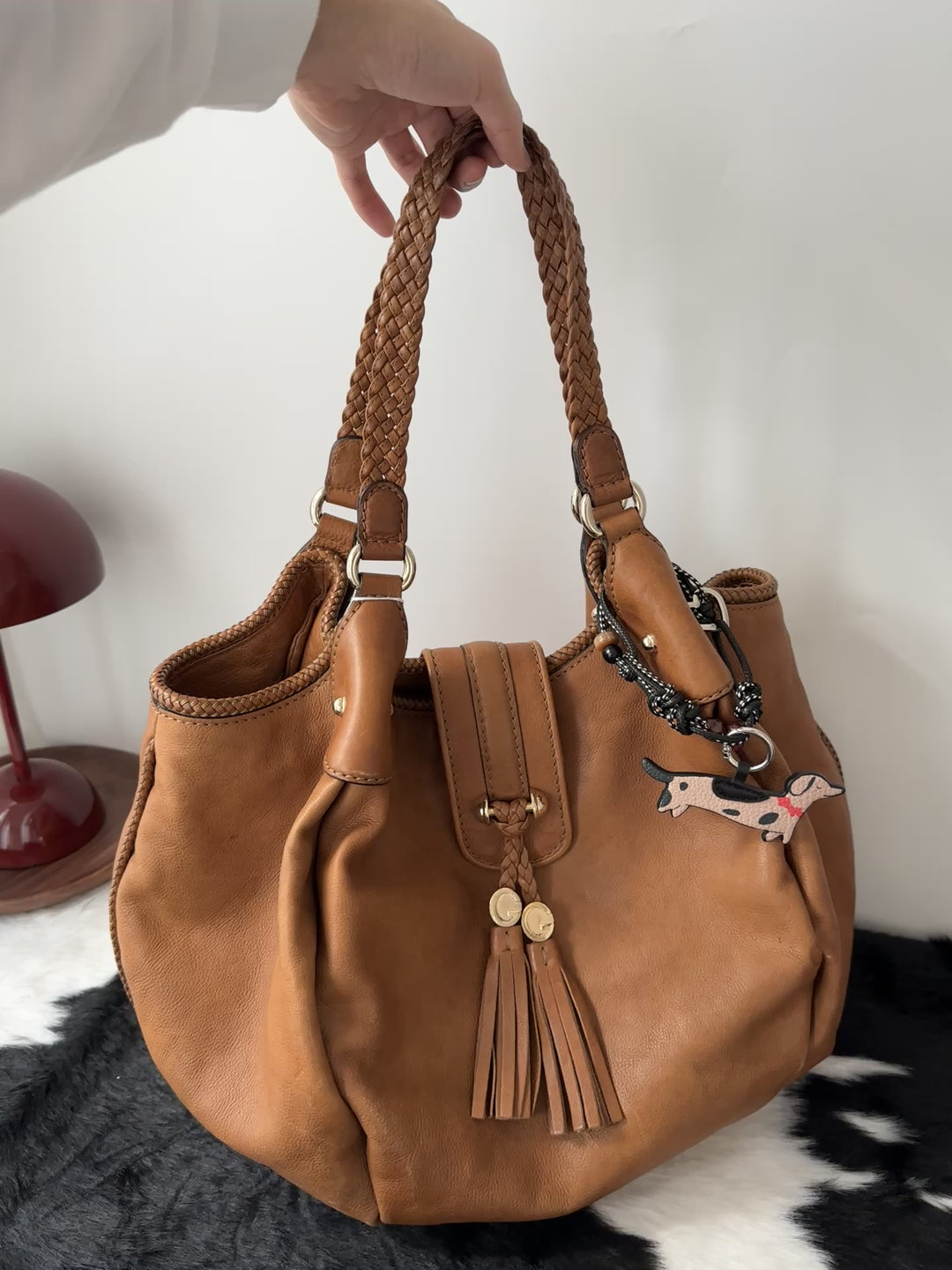 GUCCI Caramel Leather Tassel Hobo｜Supple Full-Leather Craft × Braided Handles × Spacious Everyday Design 🤎✨
