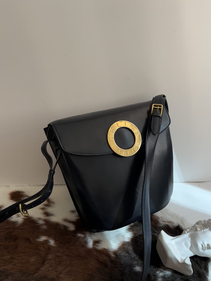 CELINE Large Gold Ring Leather Shoulder Bag 🖤｜Oversized Gold Logo × Red Interior × 3-Way Styling