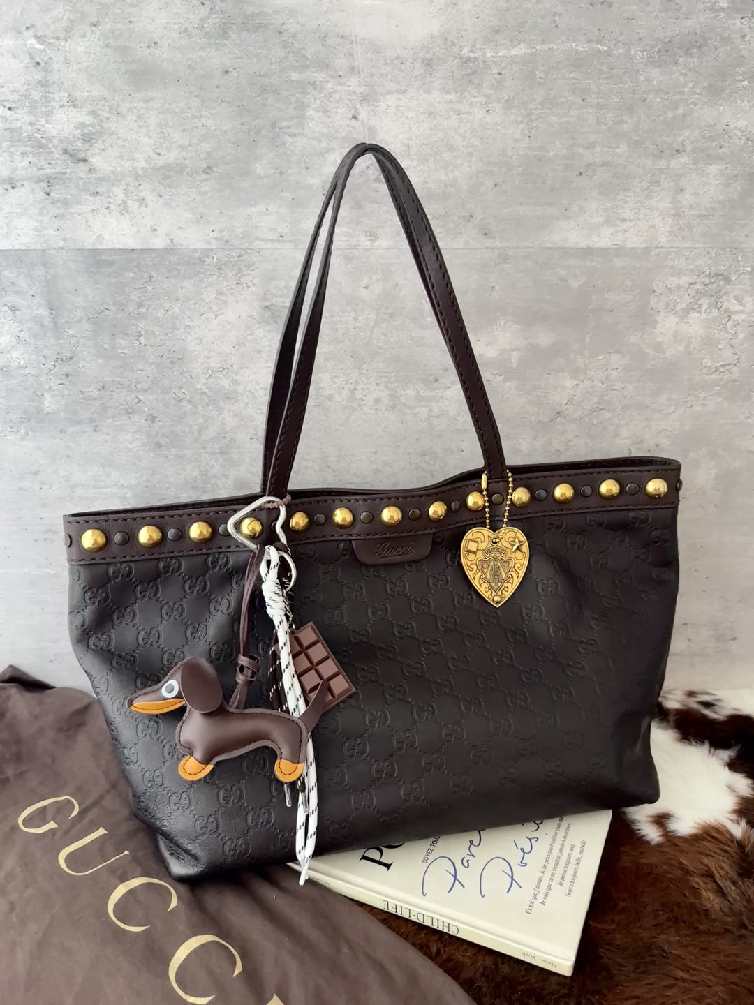 GUCCI Chocolate Monogram Studded Tote Bag 🤎｜Full Set × Heart Charm × Laptop-Friendly