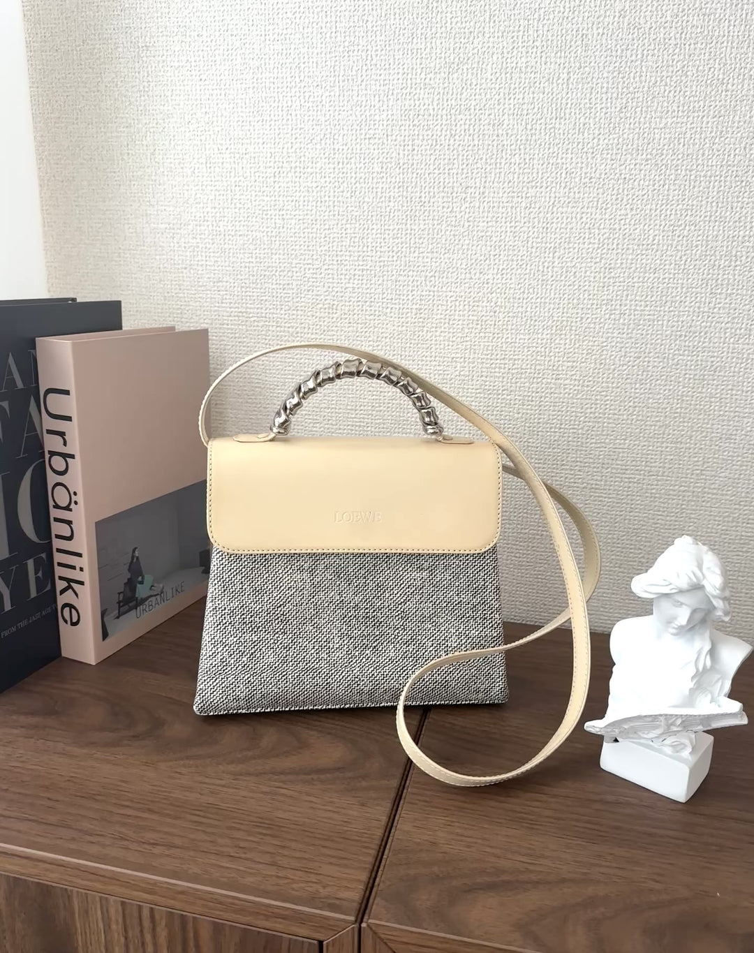 LOEWE Silver Snakebone Mini Kelly – Rare Vintage Treasure 🤍✨