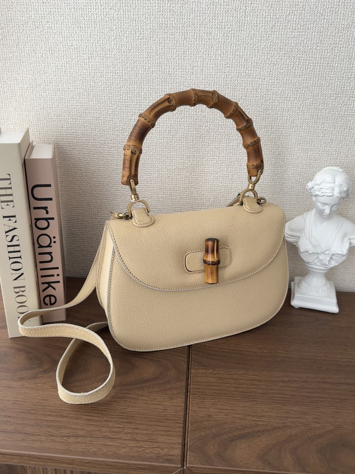 Gucci Bamboo Almond Milk Top Handle Bag 🤍✨