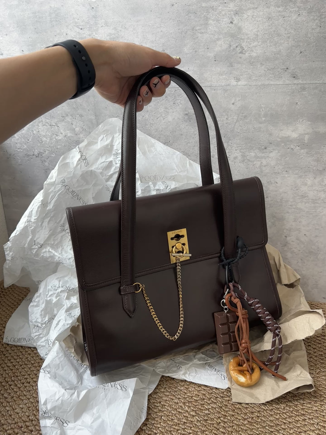 CELINE Chocolate Brown Tri-Lock Kelly with Watch Chain ✨｜Rare Vintage Icon & Collectible