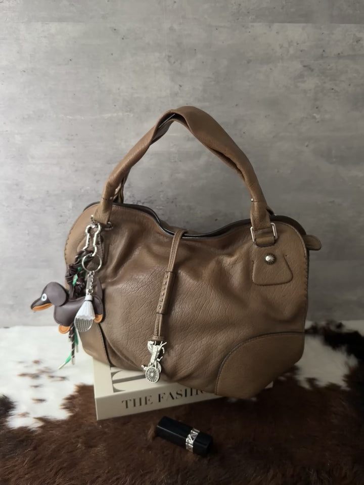 Celine Leather Horse Carriage Hobo Bag 🩶｜Soft Grained Leather｜Iconic Carriage Charm｜Everyday Spacious Design