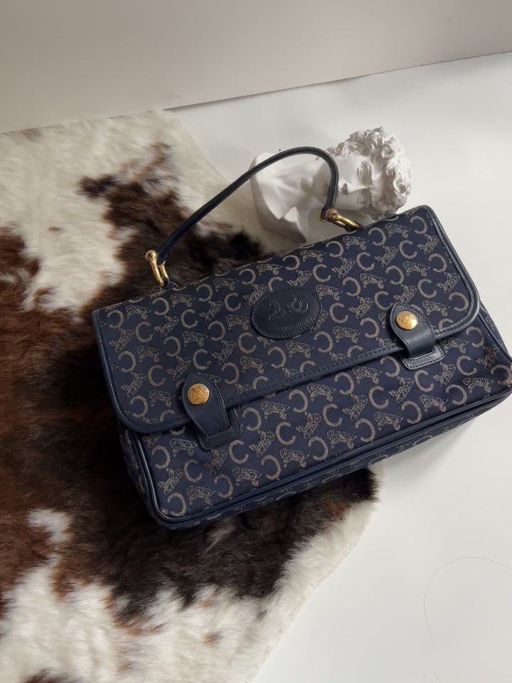 Celine Arc de Triomphe Carriage Messenger 💙 | Parisian Heritage, Everyday Poise