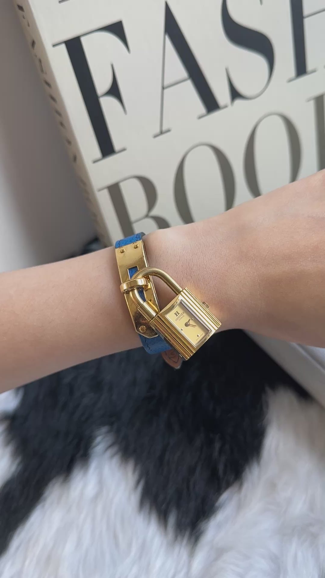 Hermès Kelly Lock Watch 💙｜Padlock Case × Blue Leather Strap × Full Set