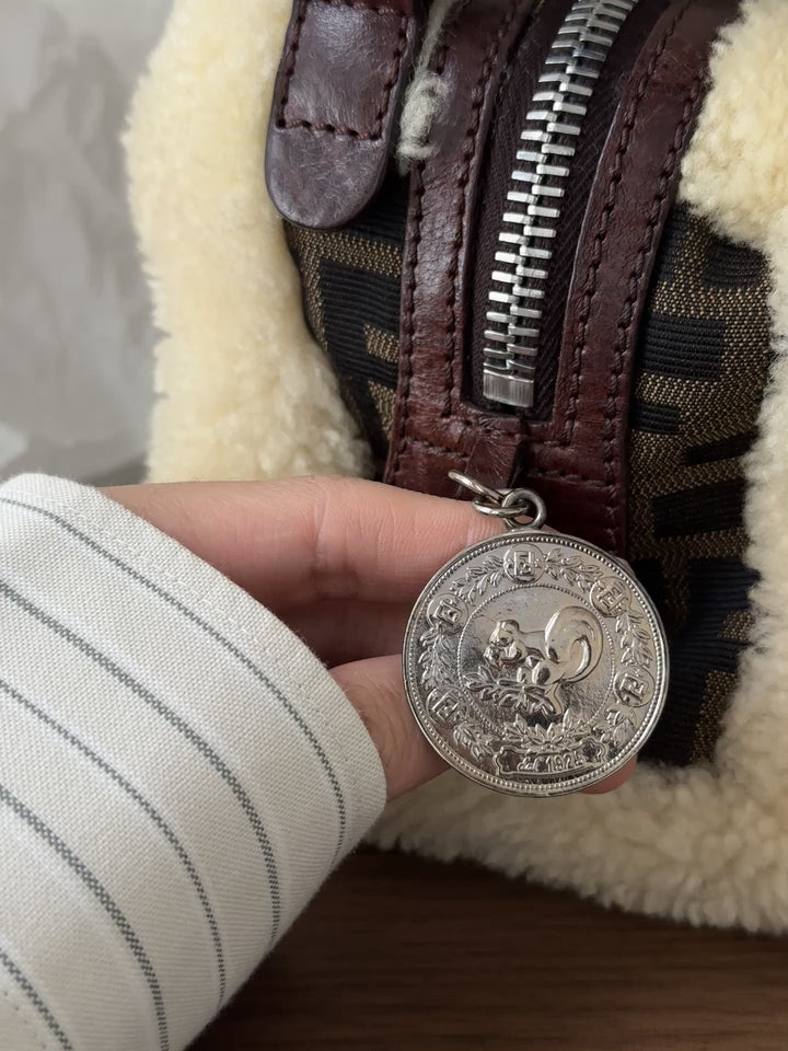 Fendi Shearling FF Monogram Handbag 🍂 | Cozy Vintage Charm in 3 Ways✨