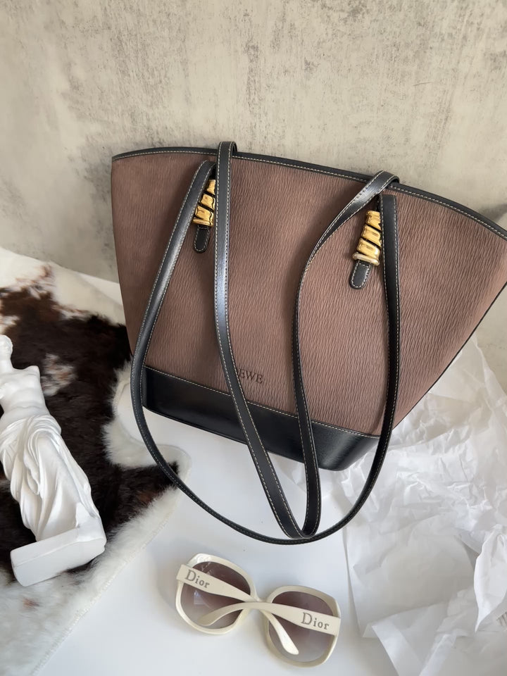 Loewe Snake Spine Tote 🤎 | Functional Luxury with a Touch of Edge