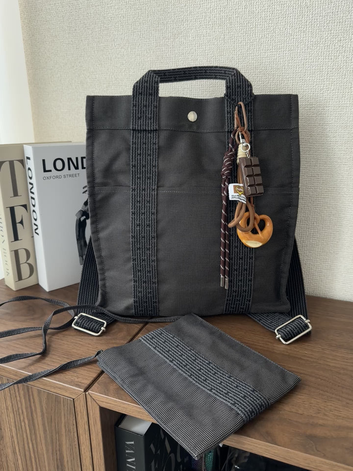 Hermès Classic Tote Backpack 🖤✨ With Bonus Crossbody Bag