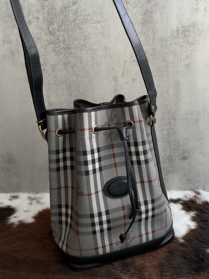 Burberry Vintage Grey Check Bucket Bag 🤍🖤 | Classic Heritage Meets Effortless Chic