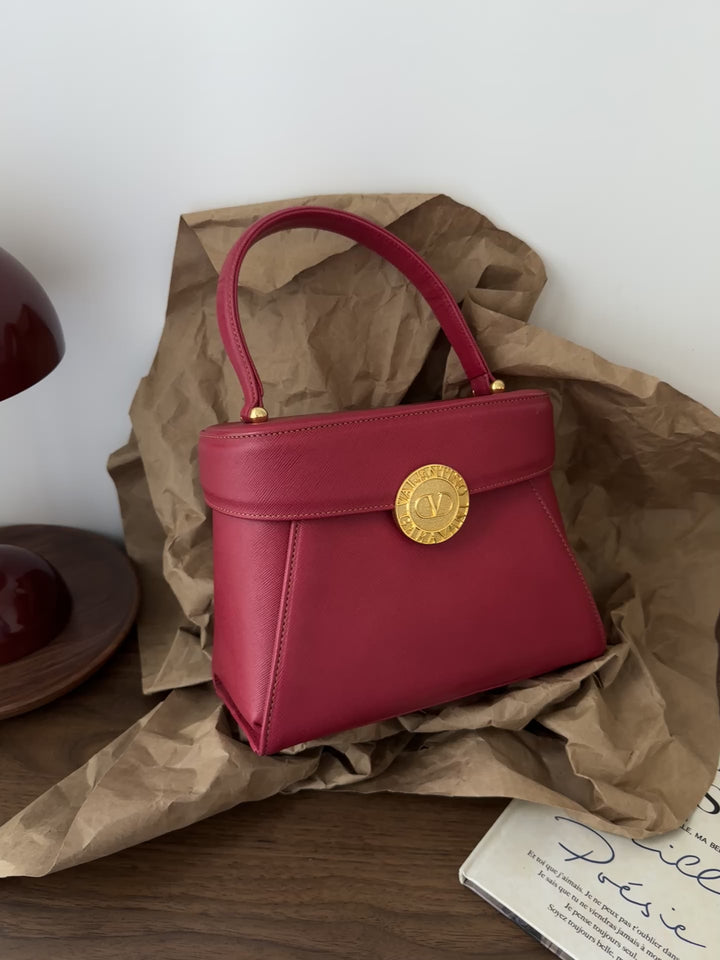 Valentino Coin Vanity 💗 | Timeless Elegance, Italian Heritage