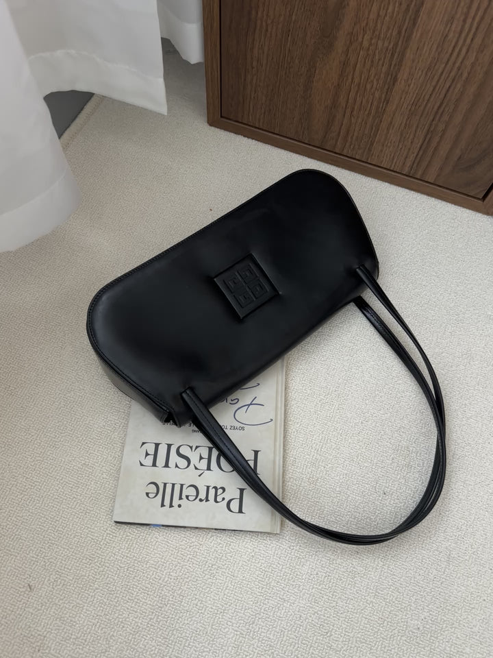 GIVENCHY So Black Hobo – Embossed Logo Box Leather 🖤✨