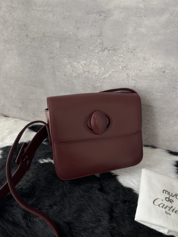 Cartier Mini Turn Lock Egg Bag 🥚✨｜Rare Small Size, Elegant Design, Timeless Appeal