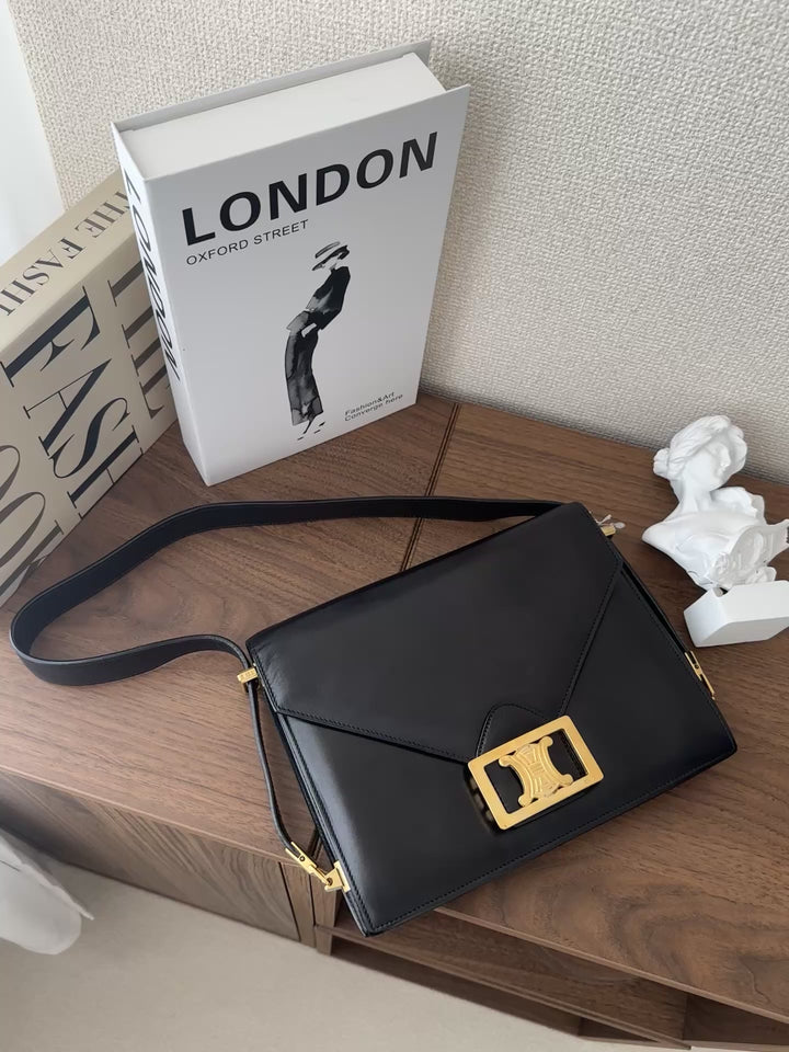CELINE Large Triomphe Buckle Envelope Bag（Black × Gold）｜Vintage Prestige 🖤✨